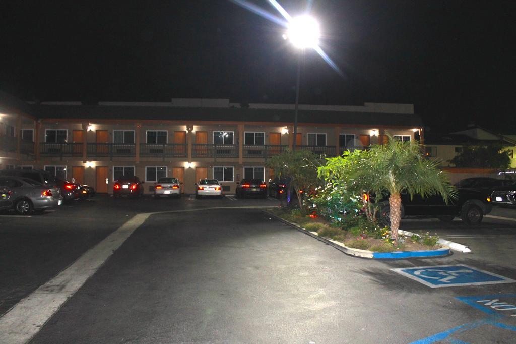 El Rancho Inn Готорн Екстер'єр фото